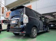 2013 Toyota Voxy