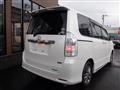 2011 Toyota Voxy
