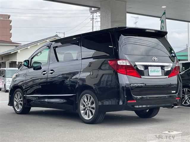 2011 Toyota Alphard