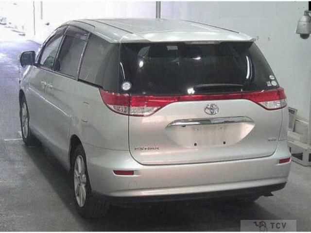 2009 Toyota Estima