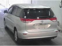 2009 Toyota Estima