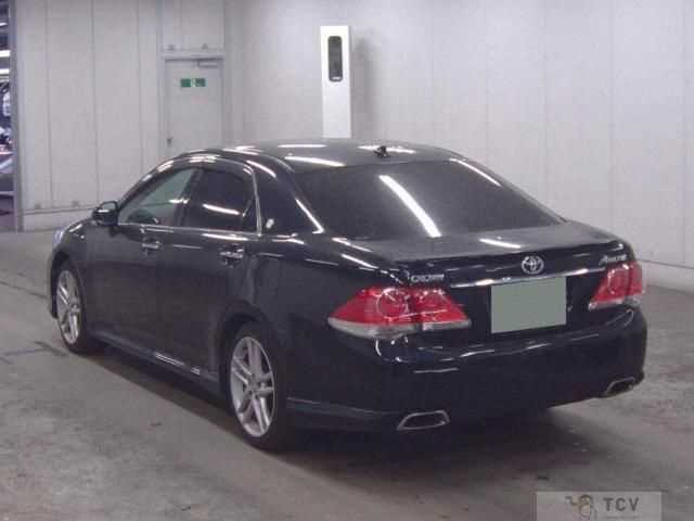 2011 Toyota Crown