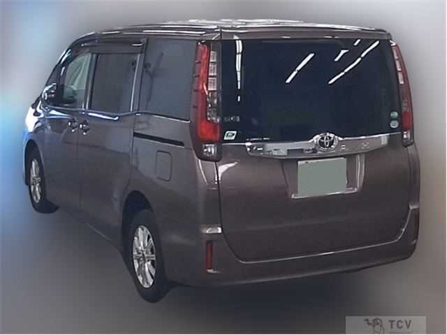 2014 Toyota Noah