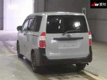 2010 Toyota Noah