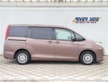 2014 Toyota Noah
