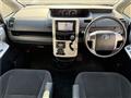 2013 Toyota Voxy