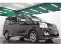 2013 Toyota Voxy