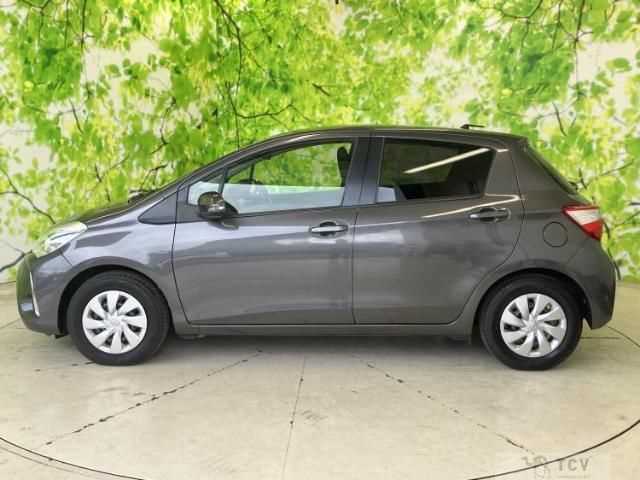 2017 Toyota Vitz