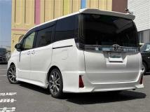 2014 Toyota Voxy