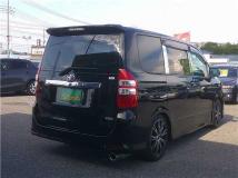 2012 Toyota Noah