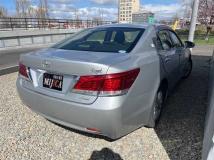 2014 Toyota Crown