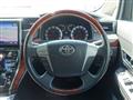 2010 Toyota Vellfire