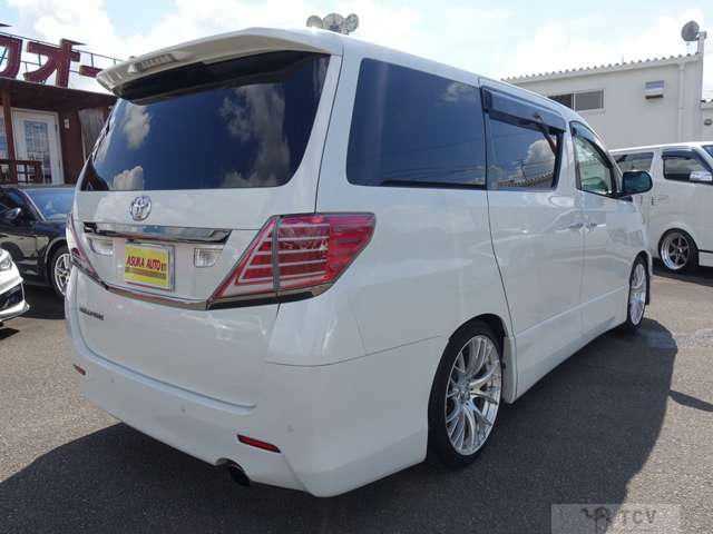 2010 Toyota Vellfire