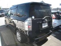 2010 Toyota Voxy