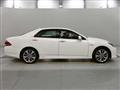 2010 Toyota Crown Hybrid