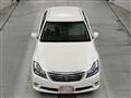 2010 Toyota Crown Hybrid