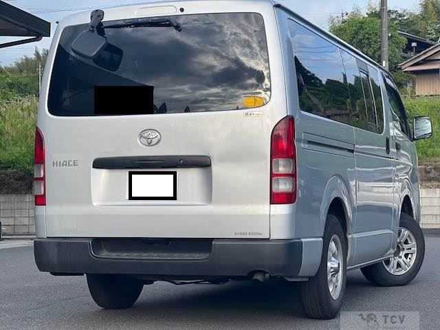 2005 Toyota Hiace