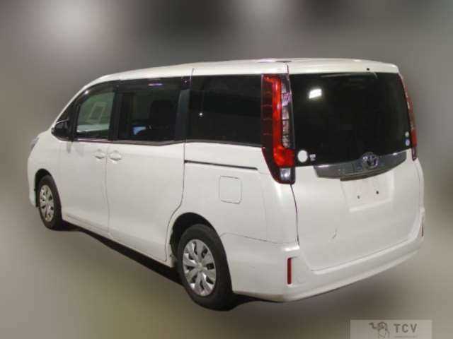 2014 Toyota Noah