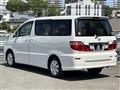 2005 Toyota Alphard