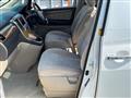 2005 Toyota Alphard