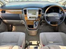 2005 Toyota Alphard