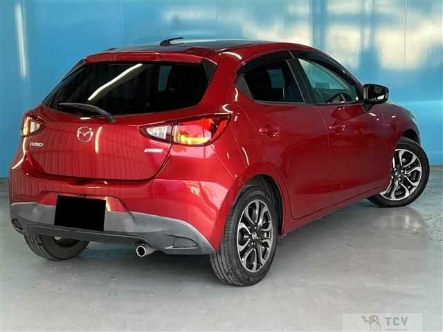 2014 Mazda Demio