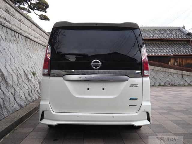 2017 Nissan Serena