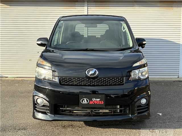 2012 Toyota Voxy