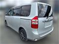 2013 Toyota Noah