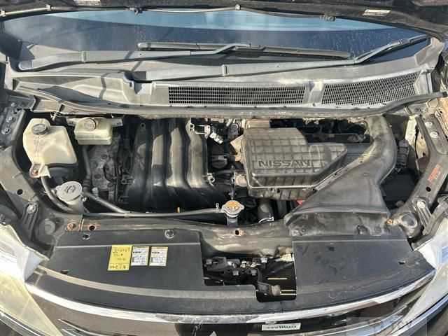 2013 Nissan Serena