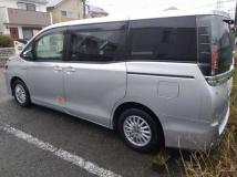 2014 Toyota Voxy