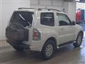 2011 Mitsubishi Pajero