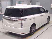 2017 Nissan Elgrand