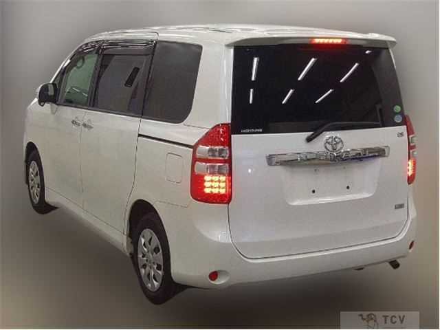 2012 Toyota Noah