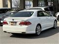 2011 Toyota Crown Hybrid