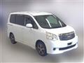 2013 Toyota Noah