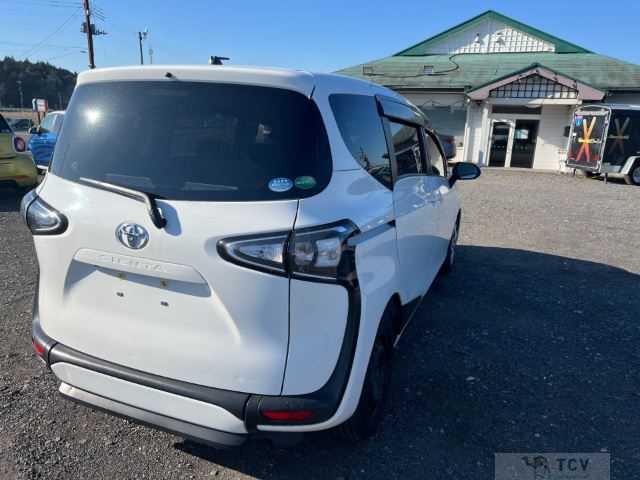 2021 Toyota Sienta