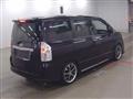 2013 Toyota Voxy