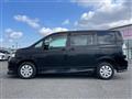 2011 Toyota Voxy
