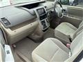 2013 Toyota Noah
