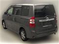2013 Toyota Noah
