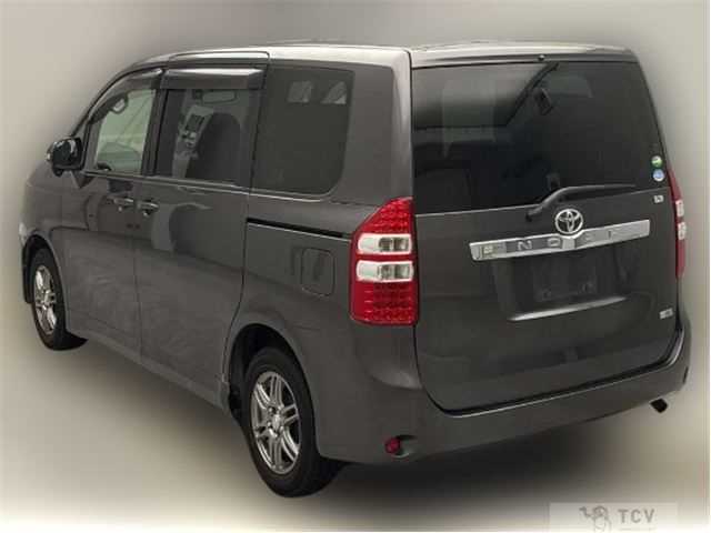 2013 Toyota Noah