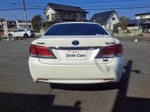 2013 Toyota Crown Hybrid