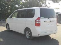 2013 Toyota Noah