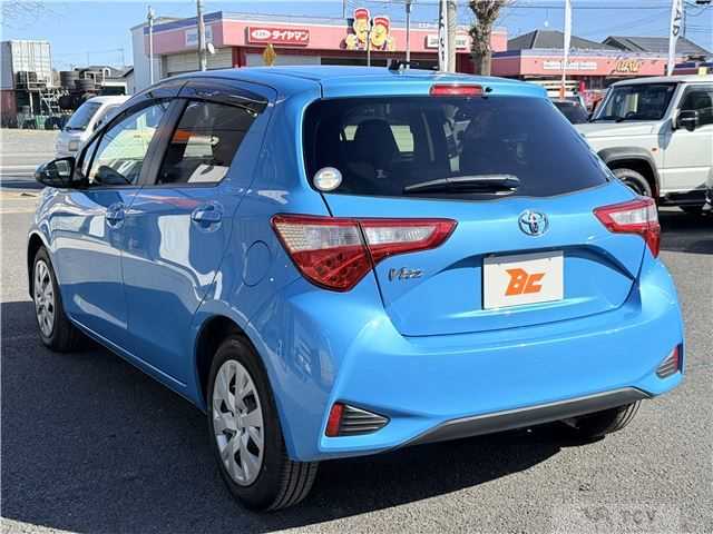 2017 Toyota Vitz