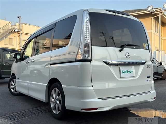 2013 Nissan Serena