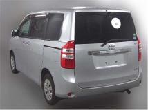 2013 Toyota Noah