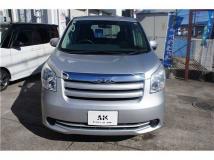 2010 Toyota Noah