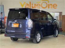 2007 Toyota Voxy