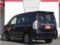 2013 Toyota Voxy